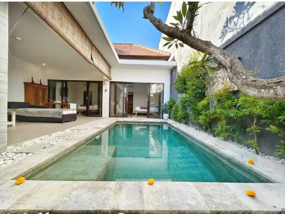 dijual villa lantai 1 lokasi pererenan