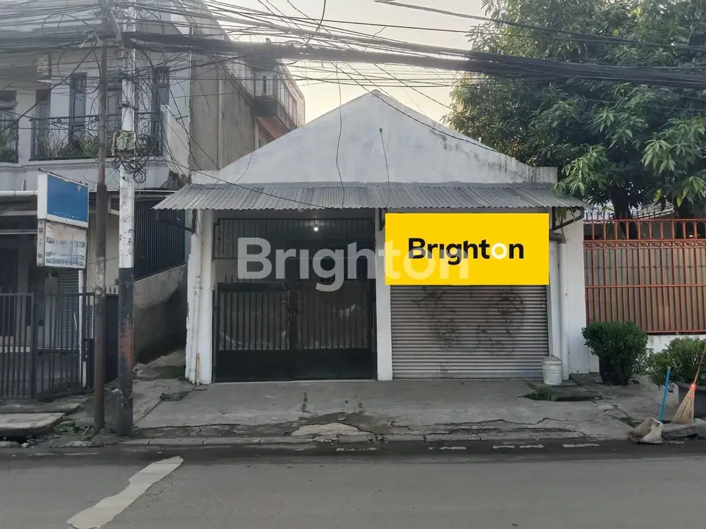 RUMAH NYAMAN STRATEGIS DI ASAM BARIS TEBET JAKARTA SELATAN