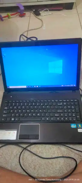 Jual laptop lenovo kondisi normal (boleh nego setelah lihat barang)