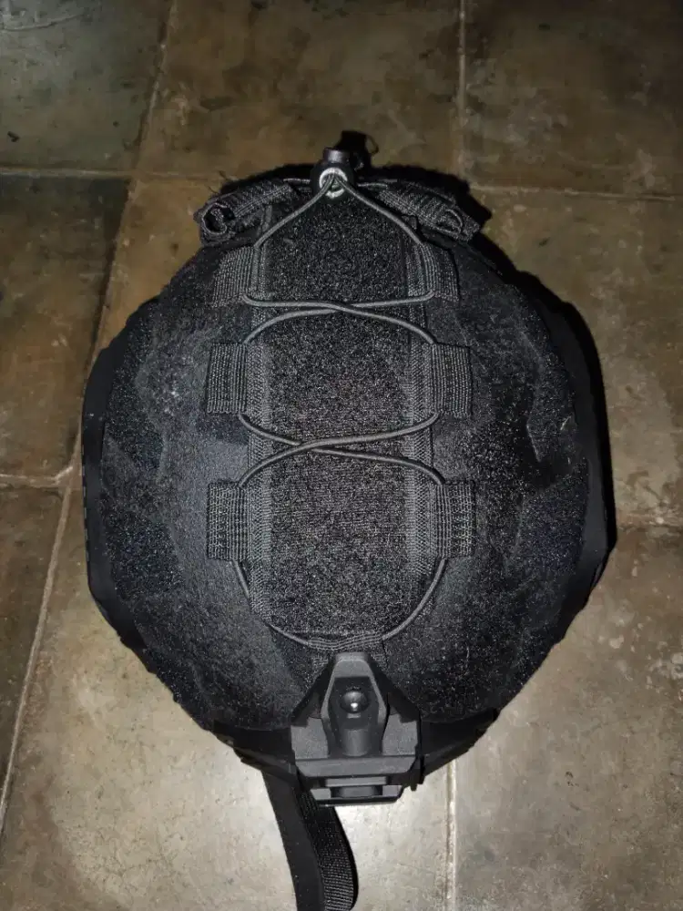 HELM TACTIKAL ORIGINAL. BUKAN HELM KERUPUK