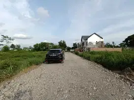 Tanah Pekarangan barat TUGU JOGJA