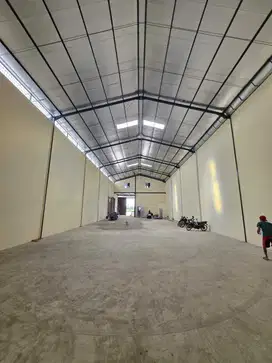 DISEWAKAN GUDANG DI JALAN SALEMBARAN TELUK NAGA DADAP TANGERANG