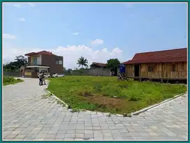 Strategis Barat Jl. Kaliurang Km 7, Kavling Pekarangan Siap Bangun