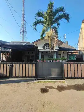 DIJUAL RUMAH SIAP HUNI LOKASI STRATEGIS DI ANTAPANI BANDUNG