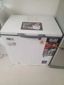FREEZER GEA 200LT