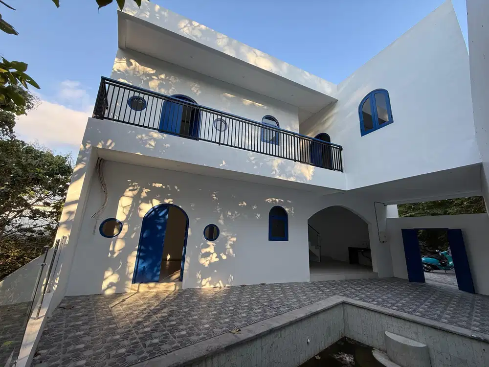 Villa Baru Mediteranial Santorini di Nusa Dua Kuta Selatan Badung Bali
