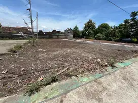 Tanah Jl Raya Berbah Dekat RS Harjolukito Jogja