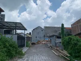 Tanah Pasar Colombo Jl Kaliurang km 7 Jogja