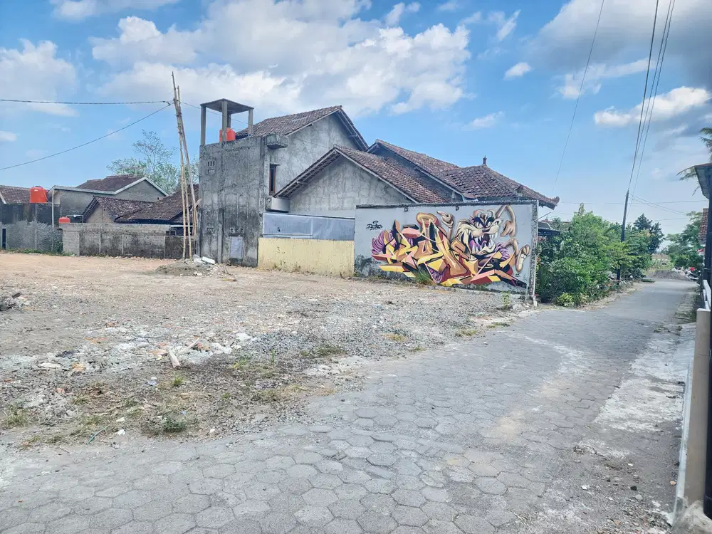 2 Jt-an Tanah Strategis di Jl. Kaliurang Km.10