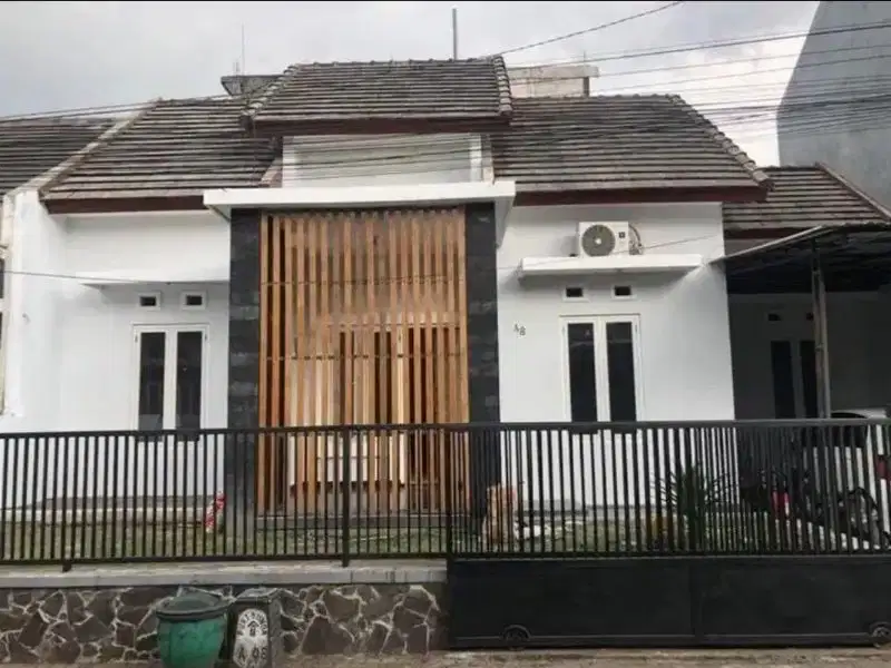 rumah di saxophone dekat Suhat, UB, dan UMM.