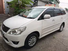 Toyota Kijang Innova 2012 Bensin