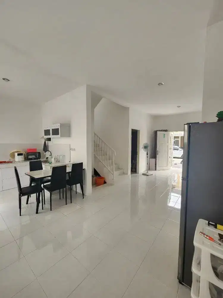 Dijual Villa Mercy Type Rotterdam