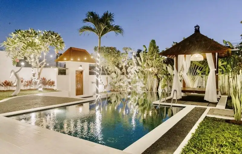 Villa Bumbak Kerobokan bali