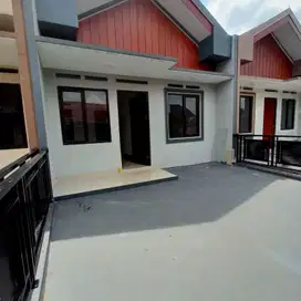 Rumah Baru 2 Lantai Siap Huni di Sayap Martanegara Bandung
