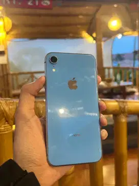 iPhone xr 128gb inter