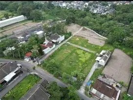 Siap AJB Tanah belakang Hyatt Palagan dalam kompleks