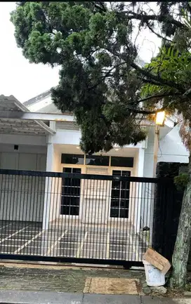 Rumah Bagus Siap Huni di Singgasana Bandung
