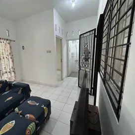 Rumah Cinere 1 Lantai Nempel Pintu Tol Krukut