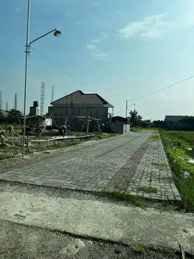 SERTIFIKAT READY SHM DI BANYUANYAR LOKASI STATEGIS DAN PREMIUM