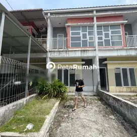 DIJUAL TOWN HOUSE JALAN INSPEKSI KOMPLEK VICTORIA TOWNHOUSE