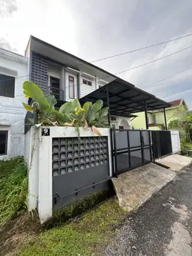 Dijual cepat rumah daerah Setiabudi pasar 2