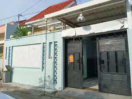 Rumah Minimalis Full Furnish Cantik dekat Mitra Triyagan