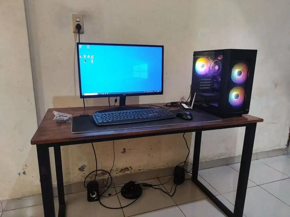 Komputer CPU Gaming Ryzen 5 Ram 16GB Editing