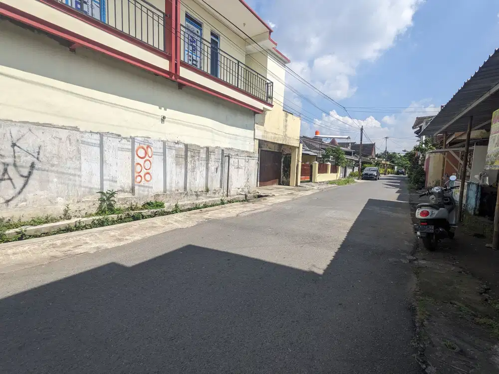 Dekat SKE Jogja, Tanah Jl.Kabupaten Sleman Siap Bangun. Murah
