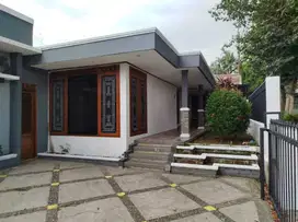 Di jual rumah murah harga hitung tanah di komplek padasuka