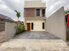 RUMAH 2 LANTAI DEKAT BUDI MULIA 2, SIAP HUNI
