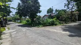 Dijual Pekarangan Dekat Kampus UII dan Stikes Kaliurang Jogja, SHM