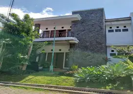 Jual Rumah Luas Harga Menarik di dekat Dago Heritage dan Borma Cikutra