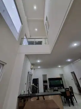 ASLI MURAH RUMAH PAKUWON CITY SEMI FURNISH ADA PANCANG UTK POOL