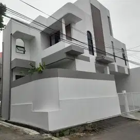 Jual Rumah Luas dan Cantik di Antapani kota Bandung