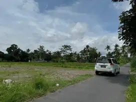 Tanah Siap Bangun Belakang Kampus UII Yogyakarta