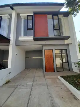 MURAH Banget Rumah BARU 2 Lantai dekat Metro Margahayu di jual
