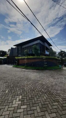 Rumah Cantik Manyar Surabaya