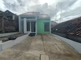 Jual Rumah siap huni pinggir jln Desa Cileunyi Bandung Timur