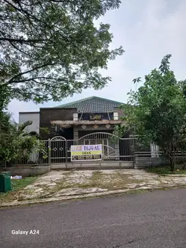 DIJUAL RUMAH 2LT BAGUS DI BUKIT GOLF HIJAU BGH SENTUL SSR745