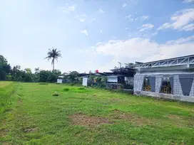 Tanah Dalam Ringroad Dekat Jl. Turusan Permai