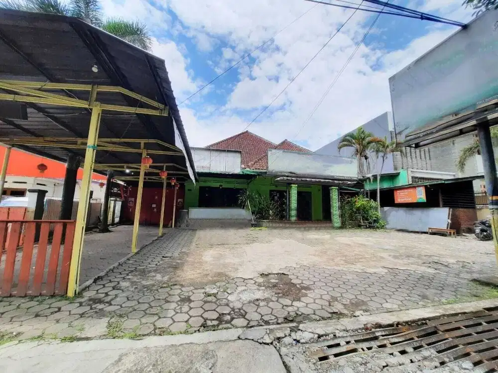 (SALE) RUANG USAHA / KOMERSIL MAINROAD SUPRATMAN, BANDUNG, LUAS(NEGO)
