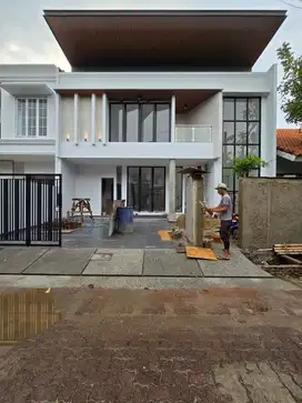 Dijual rumah baru modern minimalis  dalam komplek at Lebak Bulus