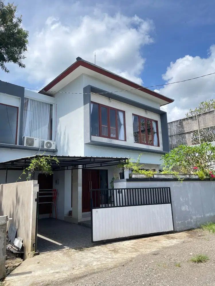 Dijual villa 3 bedroom fully furnished dipurigading jimbaran