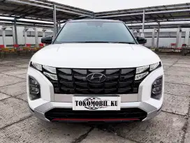 Hyundai Creta Prime Two tone,th 2022 Putih,km 17 Rb,tgn 1