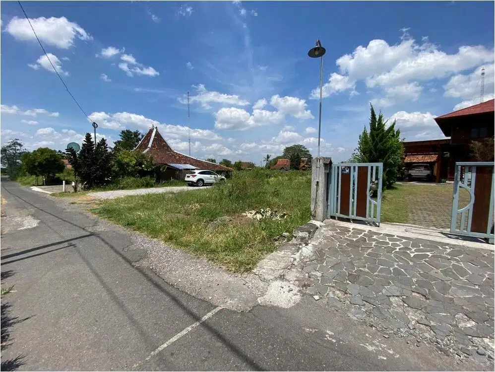 Jl. Kaliurang km 8, Peruntukan Villa dan Rumah Mewah