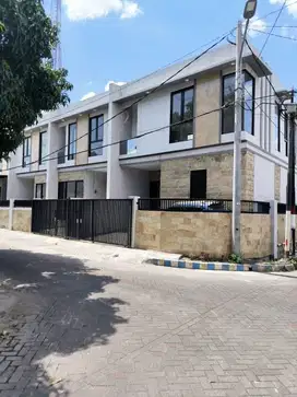 Rumah baru surabaya barat Darmo Permai 1M an Murah