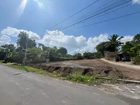 HUNIAN IDAMAN: Tanah Kaliurang 10, Barat Pasar Gentan Ngaglik