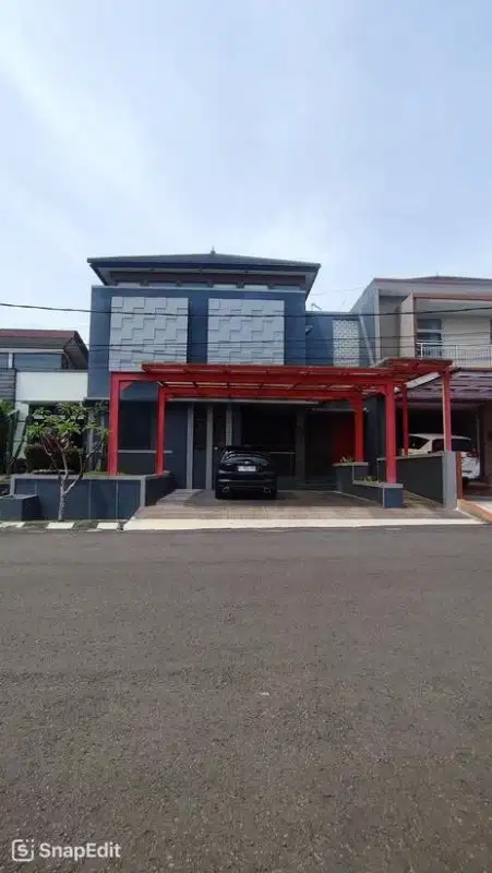 Jual Rumah MEWAH, LUAS, Nusa hijau, dekat alun-alun Pemkot Cimahi