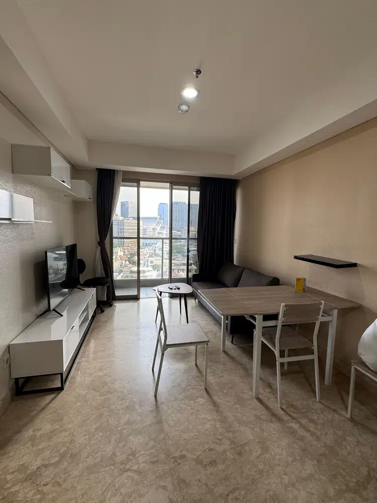Goldcoast Apartemen Full Furnish Siap Huni