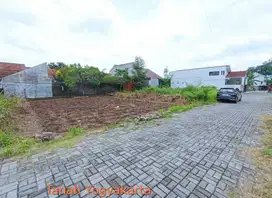 Dekat Kampus UGM Tanah Dijual di Jl. Palagan Sleman SHM Pekarangan